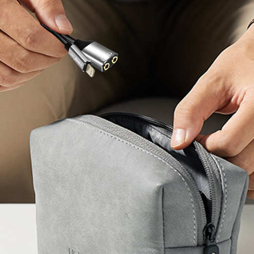 Adaptateur Audio Apple Lightning Mâle Vers Double Jack 3.5mm Femelle Pour Casques - LinQ 32 Adaptateur Audio Lightning vers Double Jack 3.5mm LinQ format compact