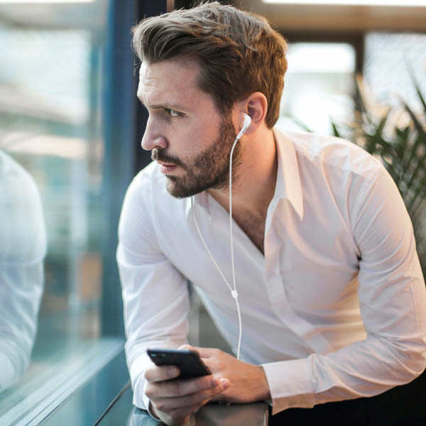 Écouteurs Filaires Jack 3.5mm Kit Mains Libres Officiel Samsung Blanc avec Télécommande