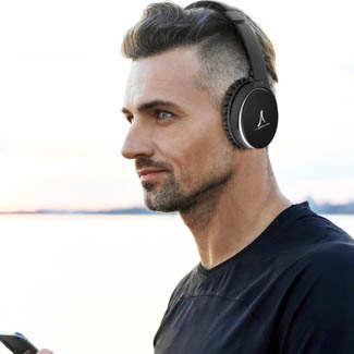 Casque Bluetooth + Filaire Pliable, à Réduction De Bruit, 30h D'Autonomie Akashi - Noir 24 Casque Audio Bluetooth Extra Bass Akashi Noir offrant un Port confortable