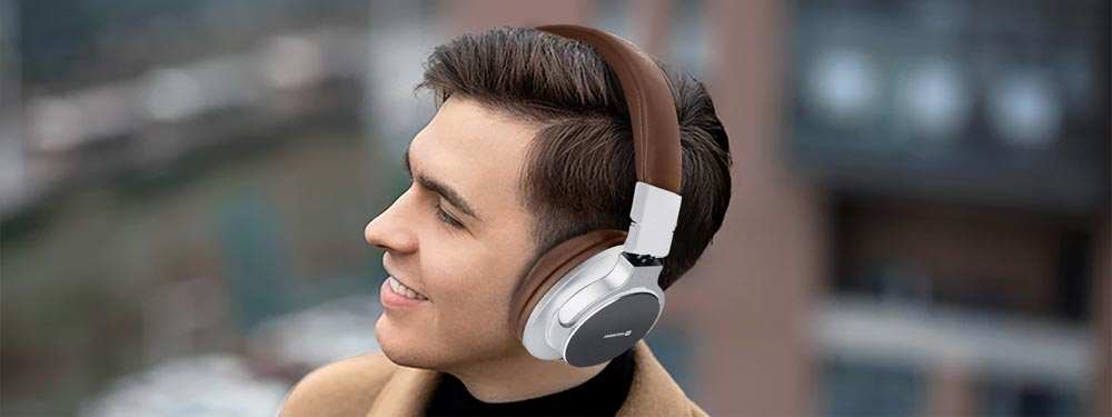 Casque Bluetooth 5.3 Extra Bass Étanche IPX3 Avec Autonomie 16 Heures, Swissten Jumbo - Marron / Argenté 31 Casque Sans Fil Bluetooth Swissten Jumbo Marron / Argenté étanche IPX3